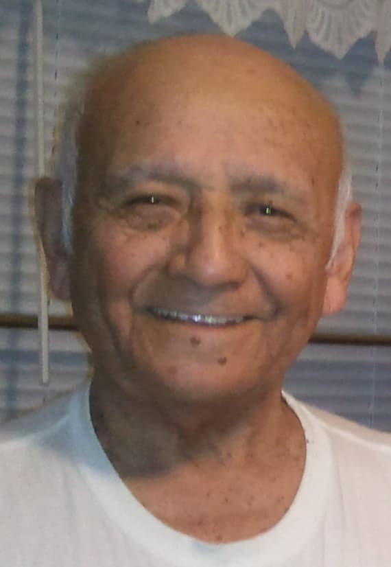 Gilberto Olivarez obituary photo
