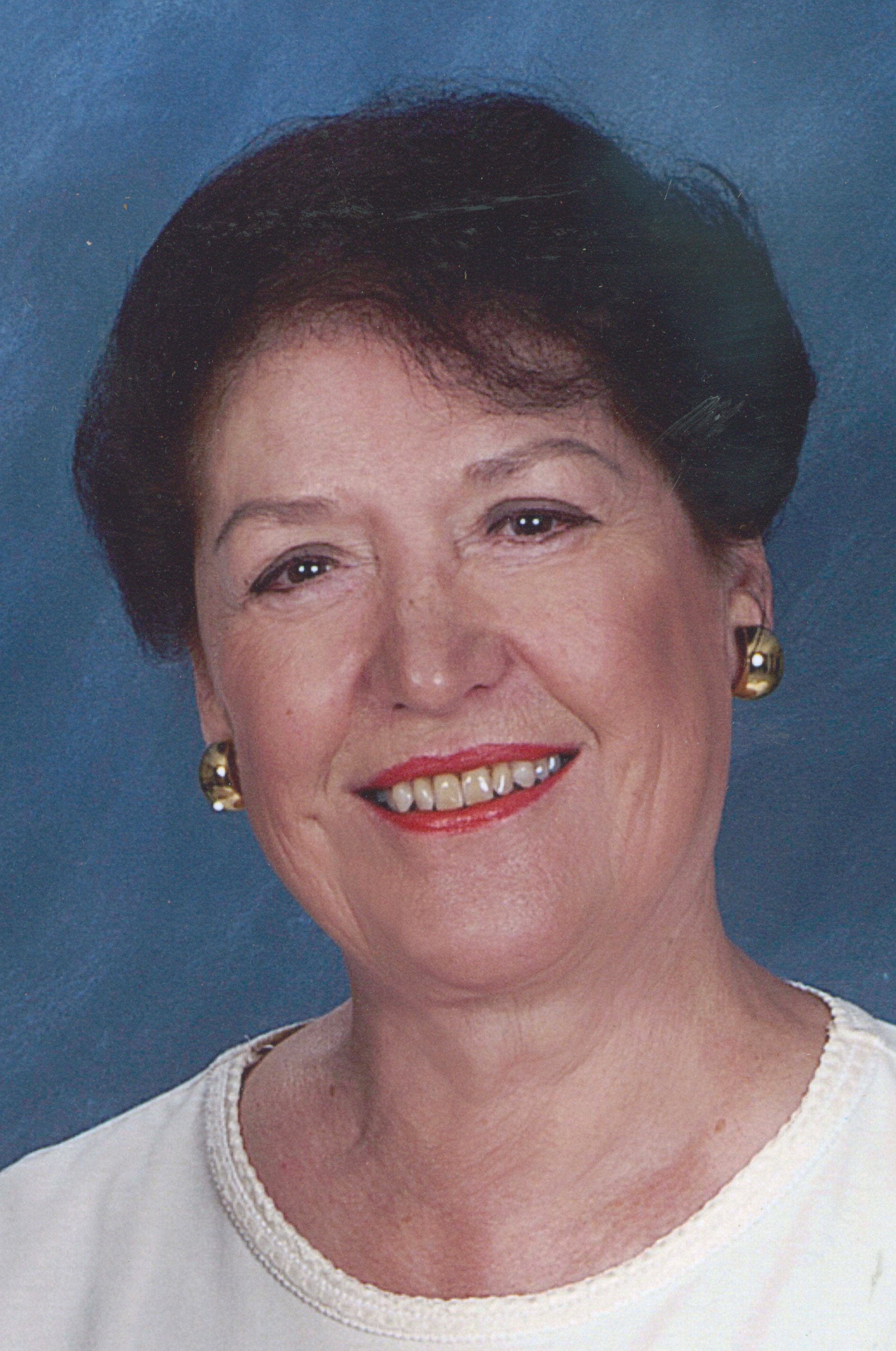 Mary Ann Holzhall obituary photo