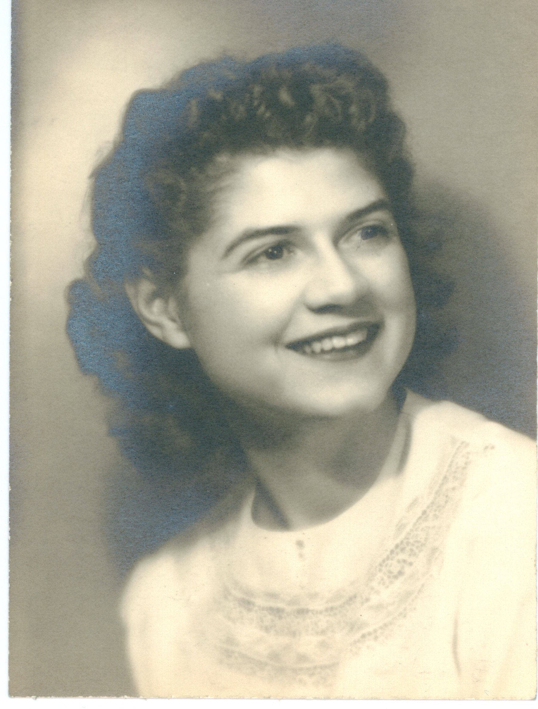 Mary Louise Kingsbury obituary photo