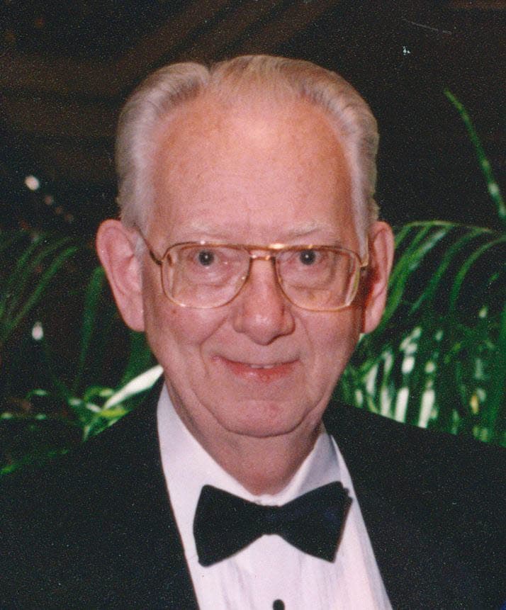 Henry E. Meyer obituary photo
