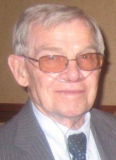 Robert C. Davis obituary photo