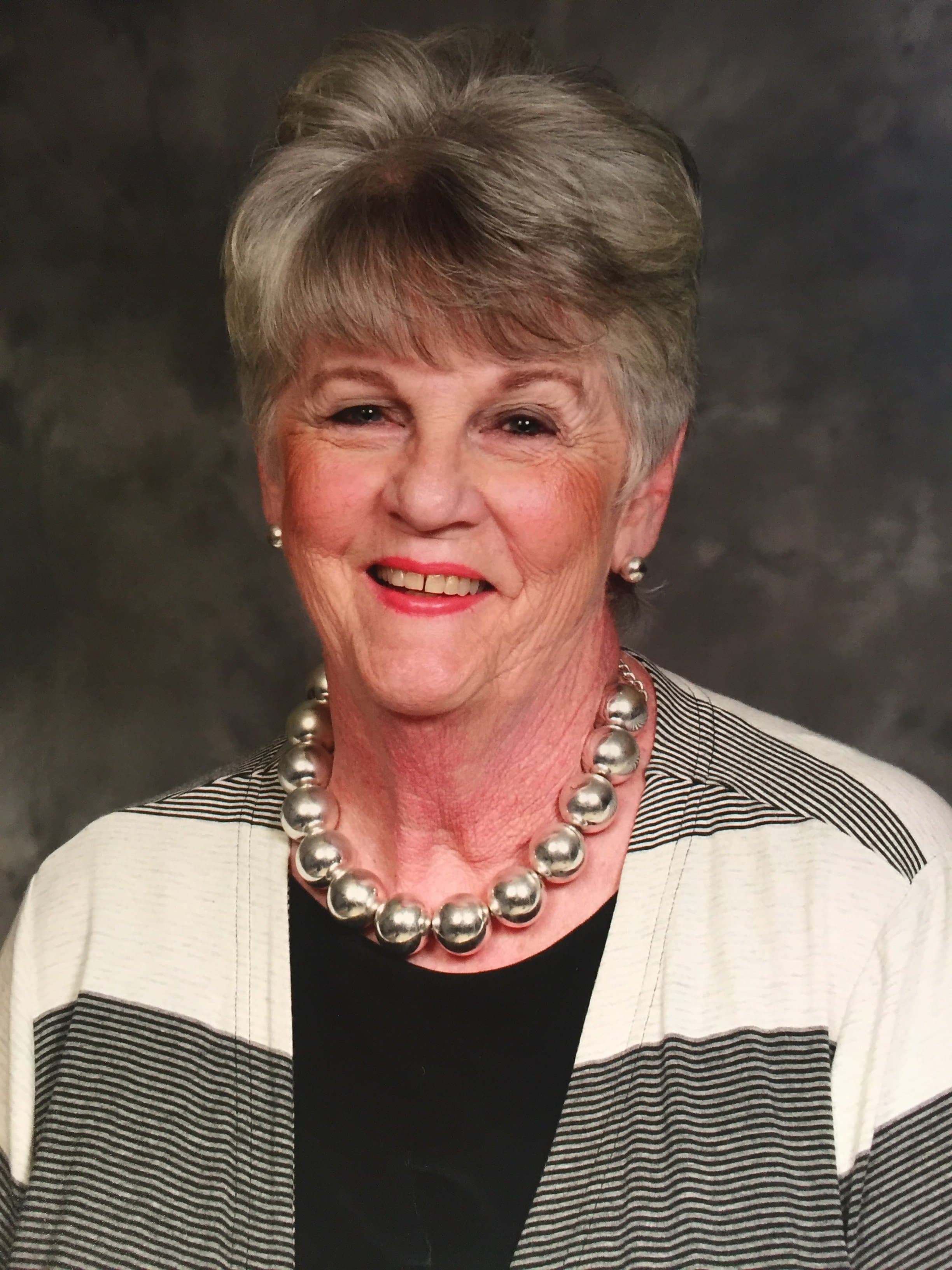 Mary "Dee" (Yeo) Adam obituary photo