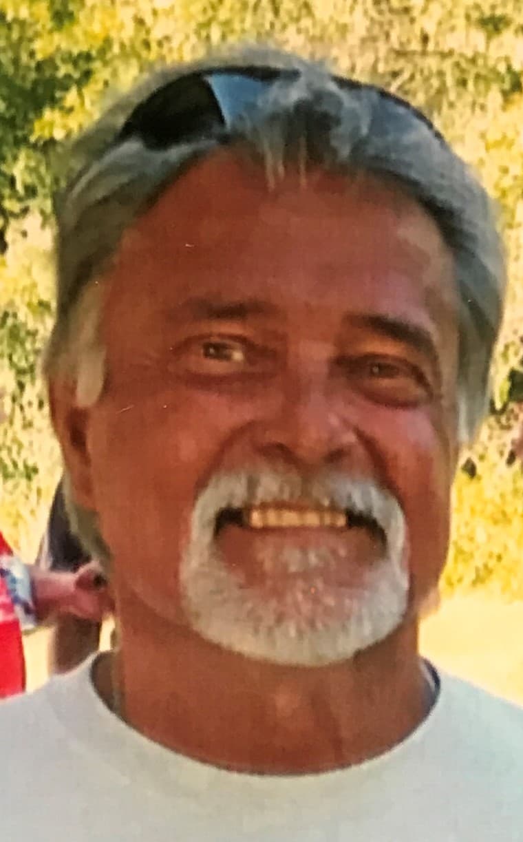 Roger D. Schanck obituary photo