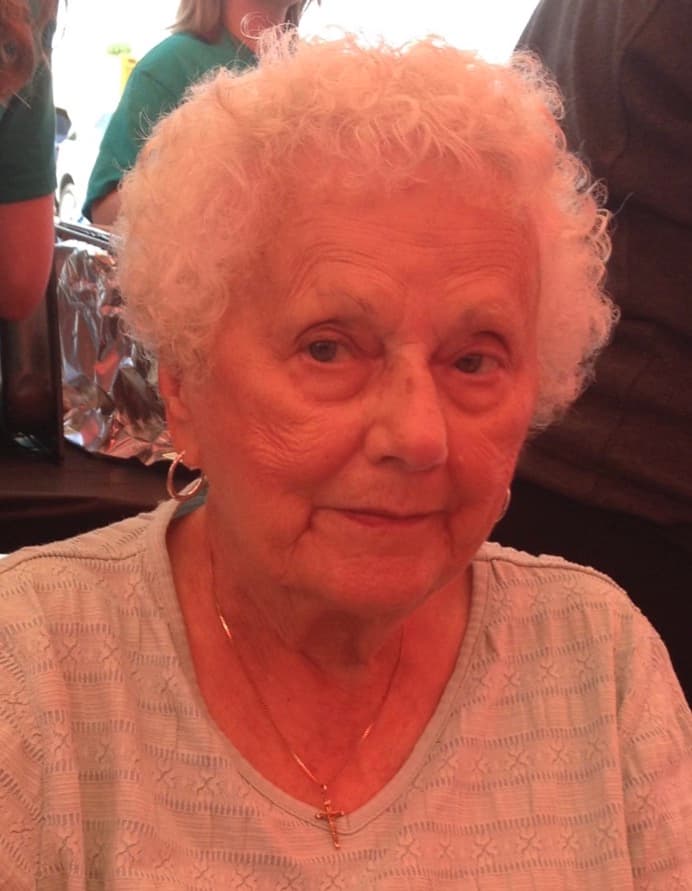 Dorothy Hillier obituary photo