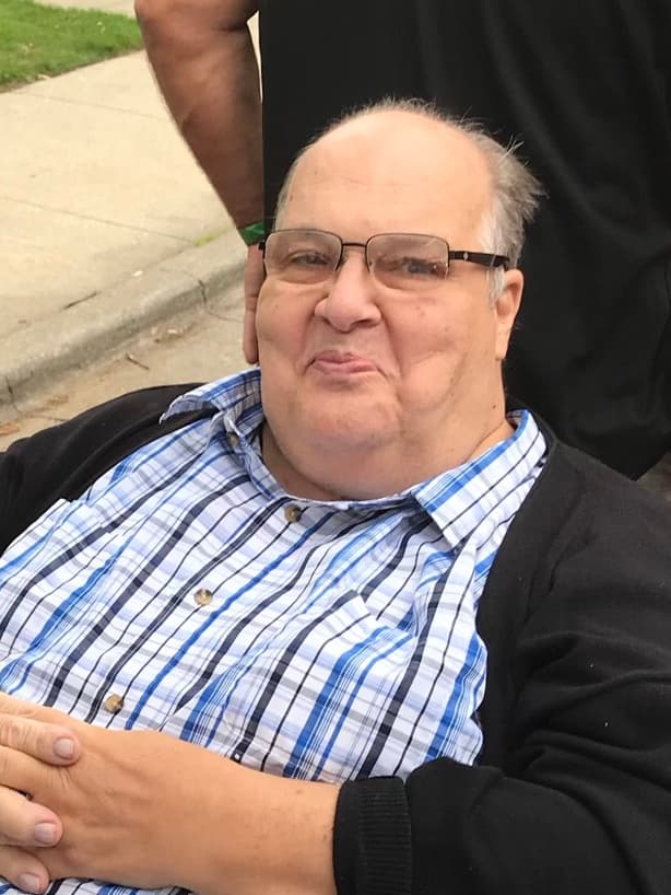 Robert J. Hasenkamp obituary photo