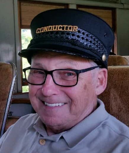 Frank J. Saxinger Jr. obituary photo