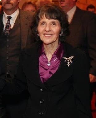 Anita N. Schramm obituary photo