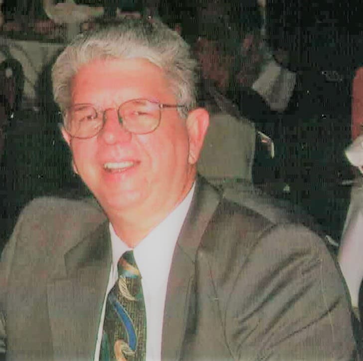 Robert L. Carstensen obituary photo