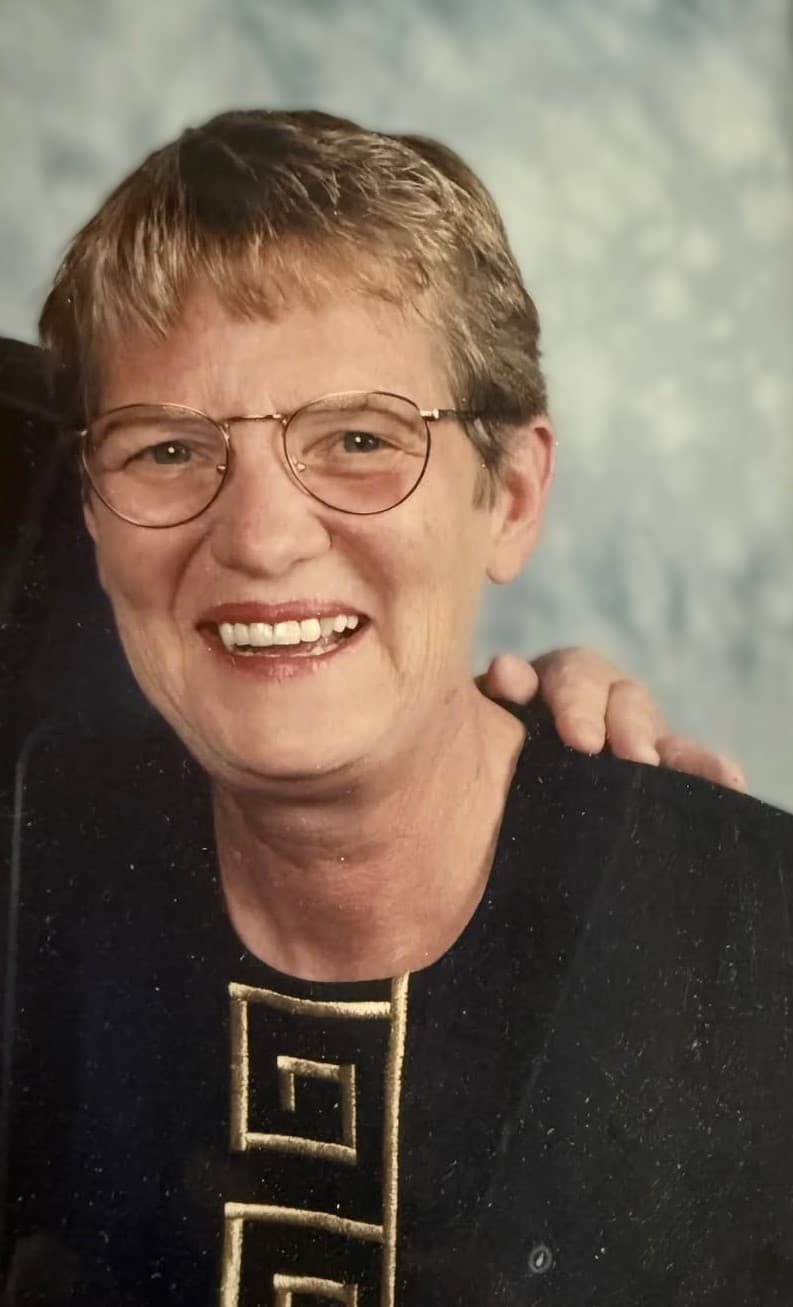 Geraldine D. Harris obituary photo