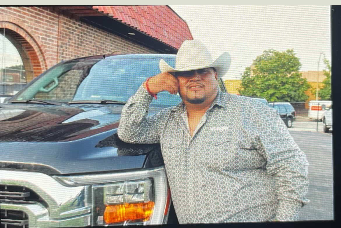 Ernesto Gonzalez de la Luz obituary photo